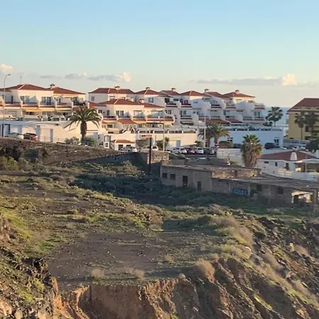 Ruhige Mit Meerblick Und Pool Апартаменты *
